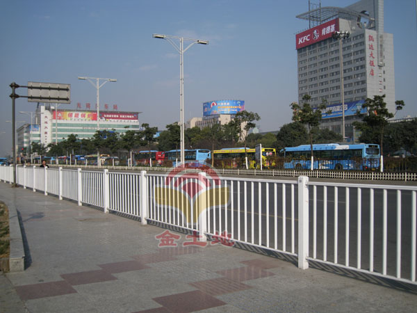道路護(hù)欄23